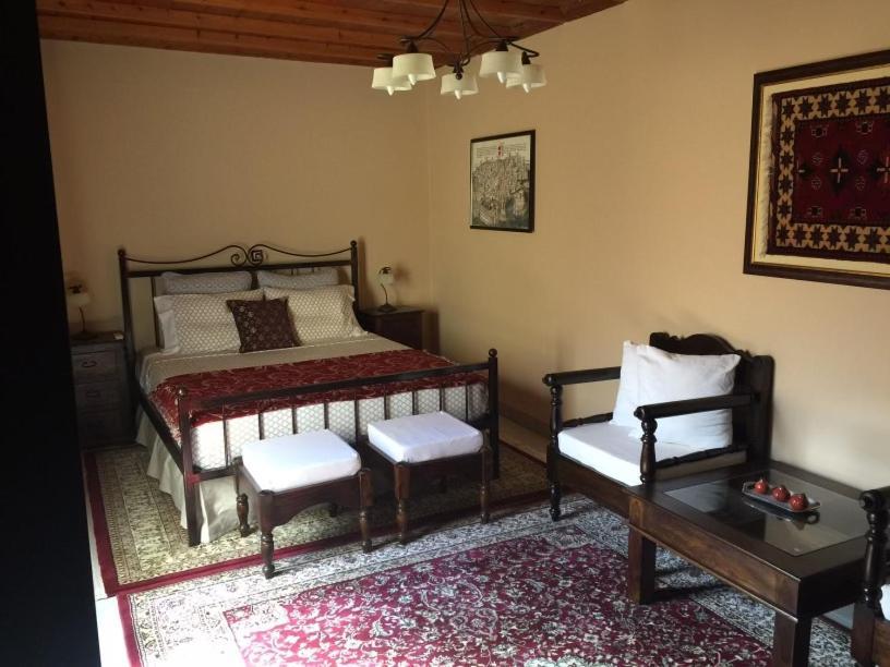 The Knight And The Pomegranate - Luxury Medieval Villa Rhodes City Exterior photo