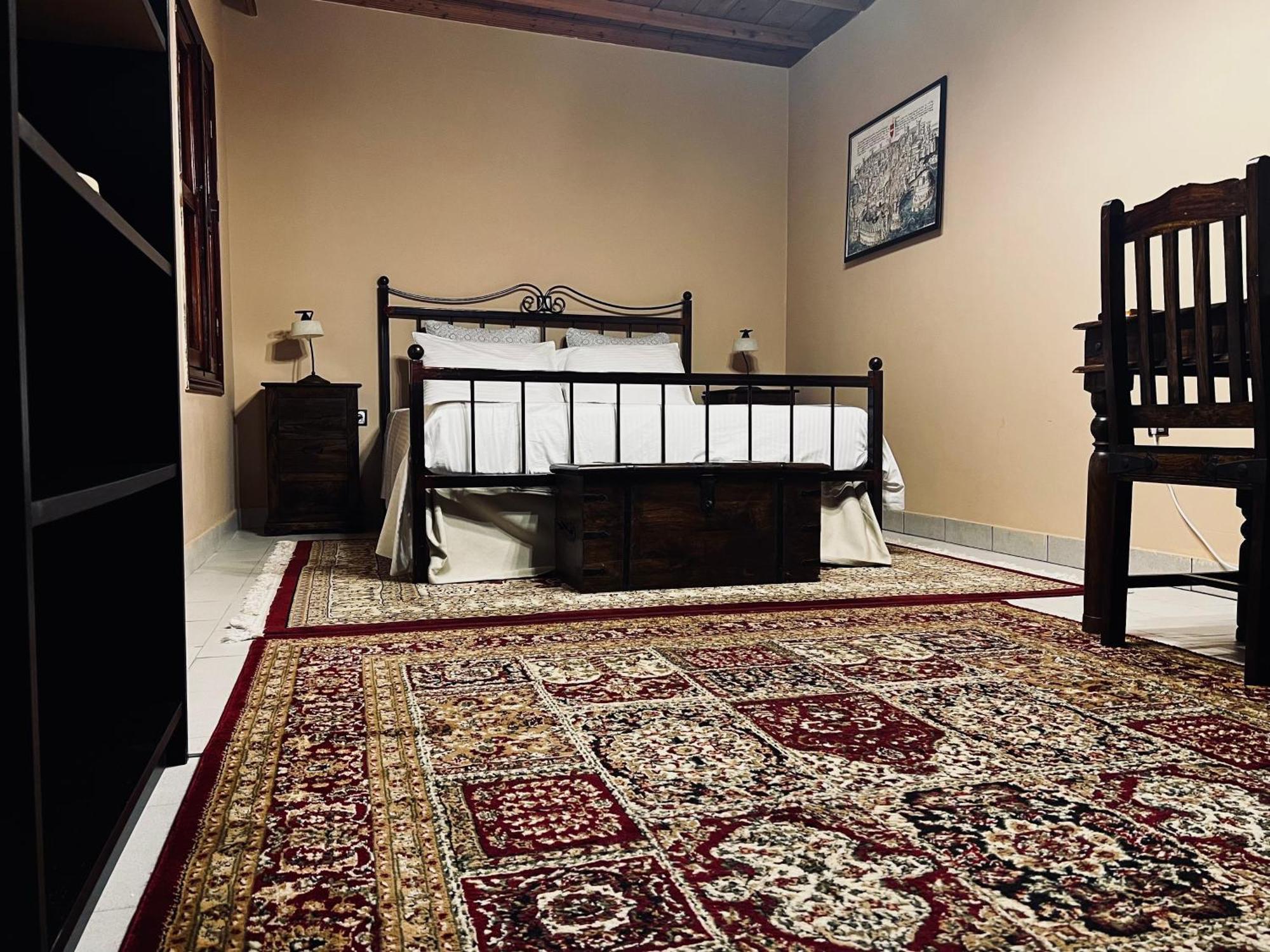 The Knight And The Pomegranate - Luxury Medieval Villa Rhodes City Exterior photo